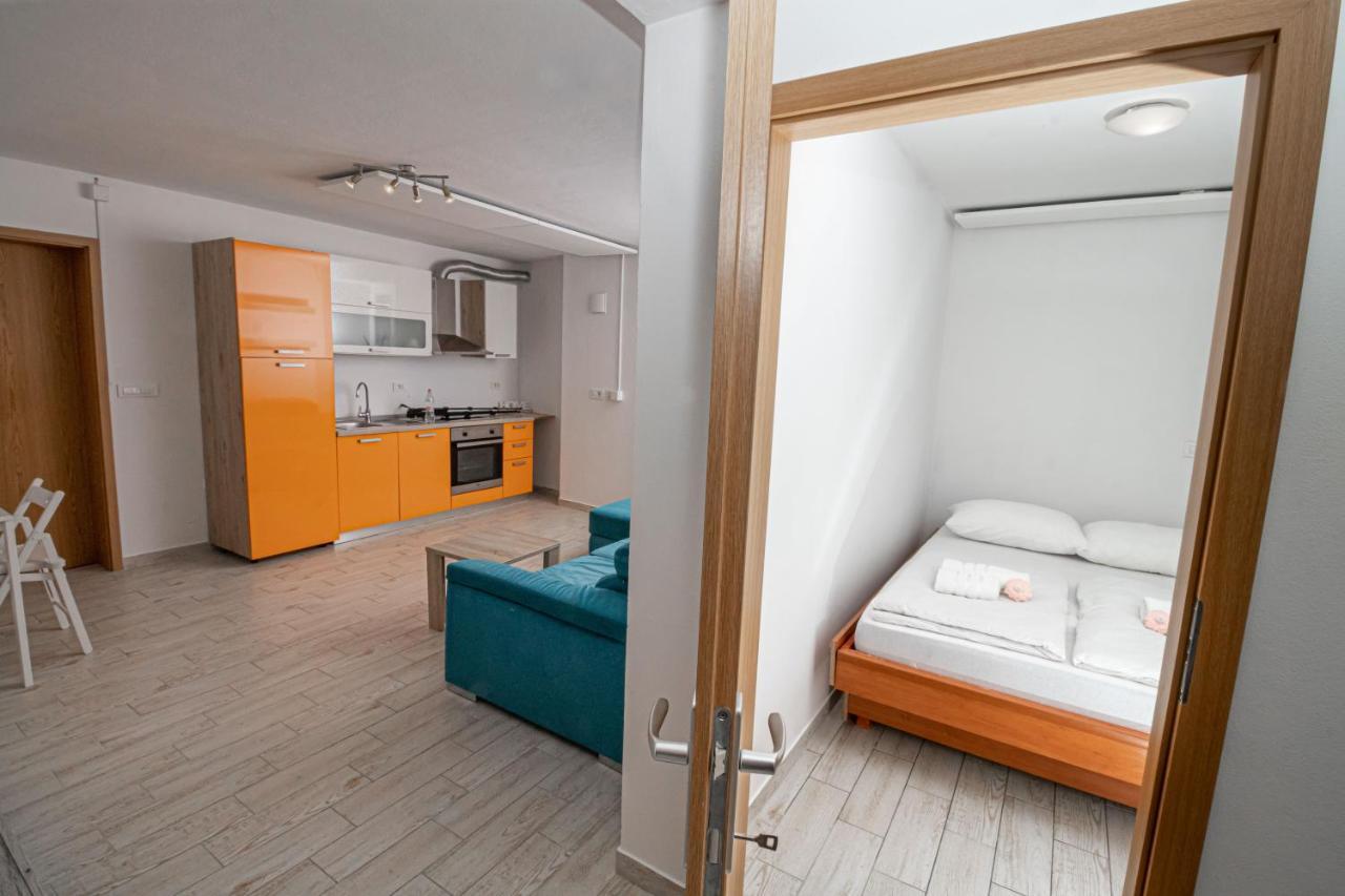 Sml Apartments 2 Izola Dış mekan fotoğraf